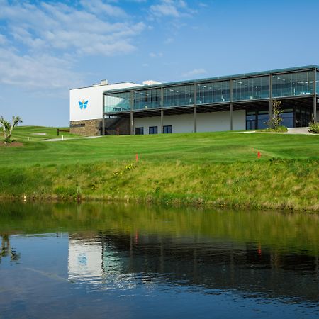 Royal Obidos Scenic Resort 普拉亚德尔瑞伊 外观 照片 The clubhouse at the Vale Golf Resort
