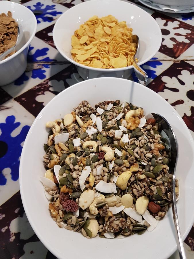Royal Obidos Scenic Resort 普拉亚德尔瑞伊 外观 照片 Muesli with nuts and coconut